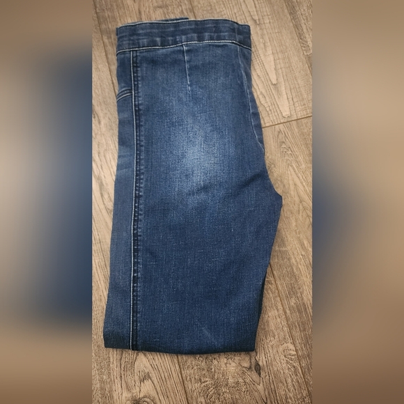 KanCan Women's Blue Jean Jegging Excellent condition Medium - Picture 6 of 7